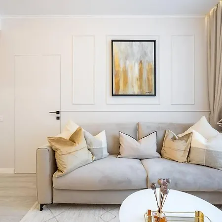 Stylish 2Br Vilacrosse Passage - Netflix Bukarest Exterior foto