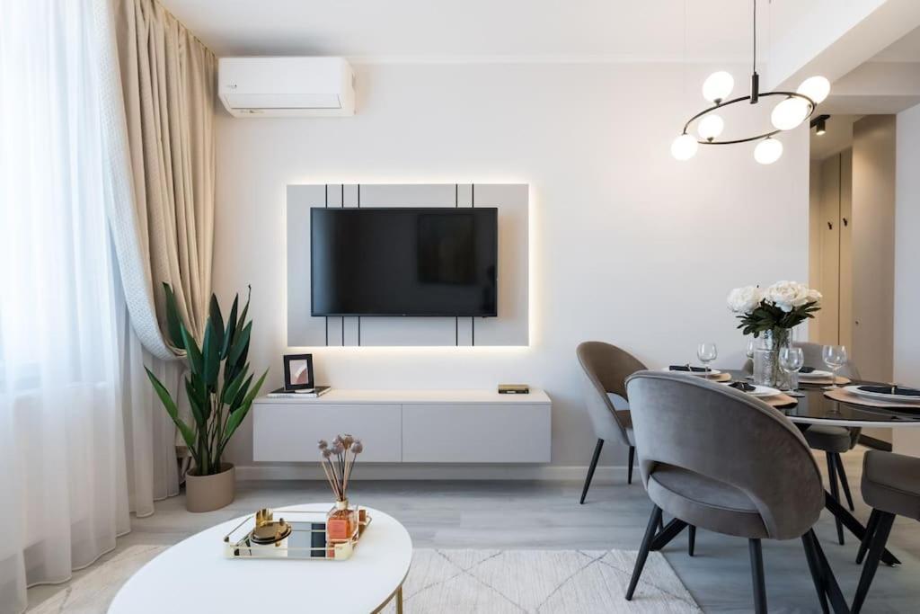 Stylish 2br Vilacrosse Passage - Netflix Apartament